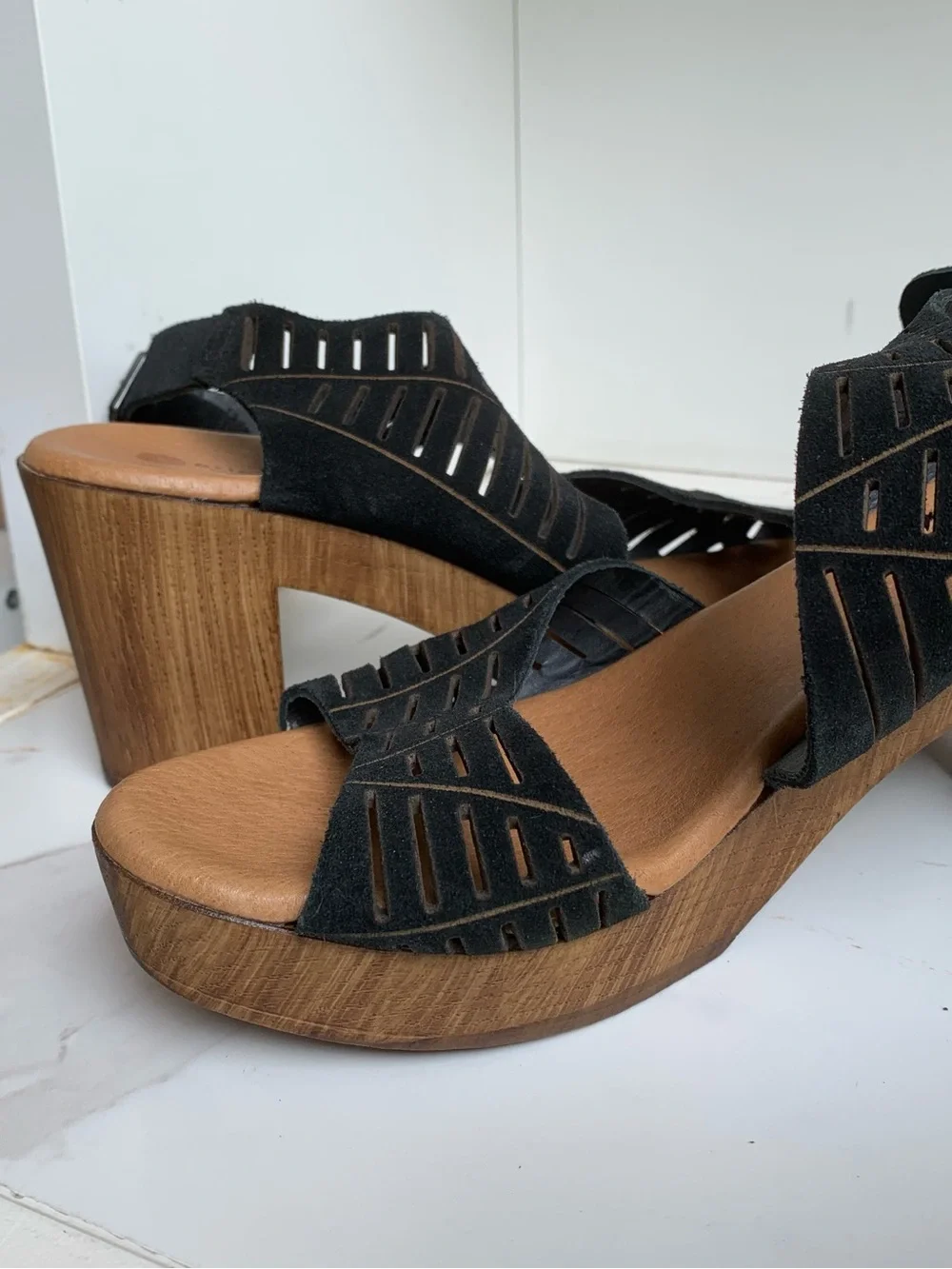 Eric Michael chunky wooden